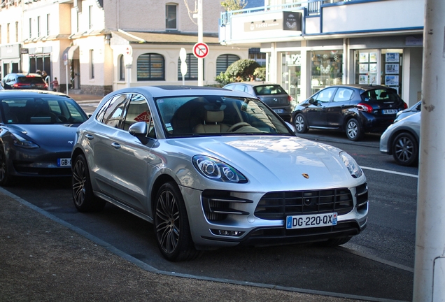 Porsche 95B Macan Turbo