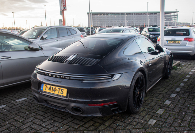 Porsche 992 Carrera GTS