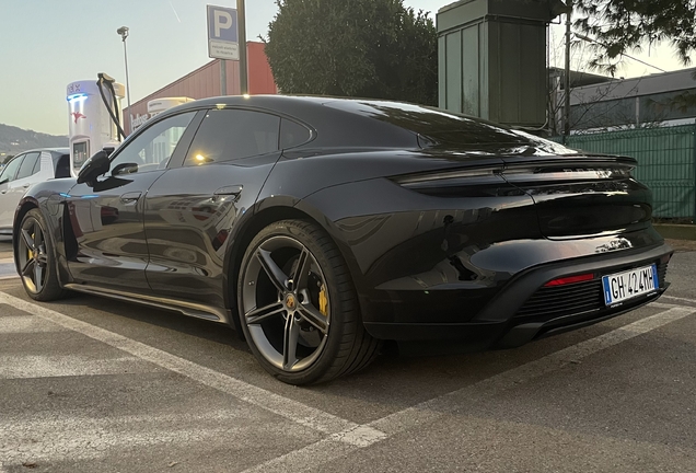 Porsche Taycan Turbo S