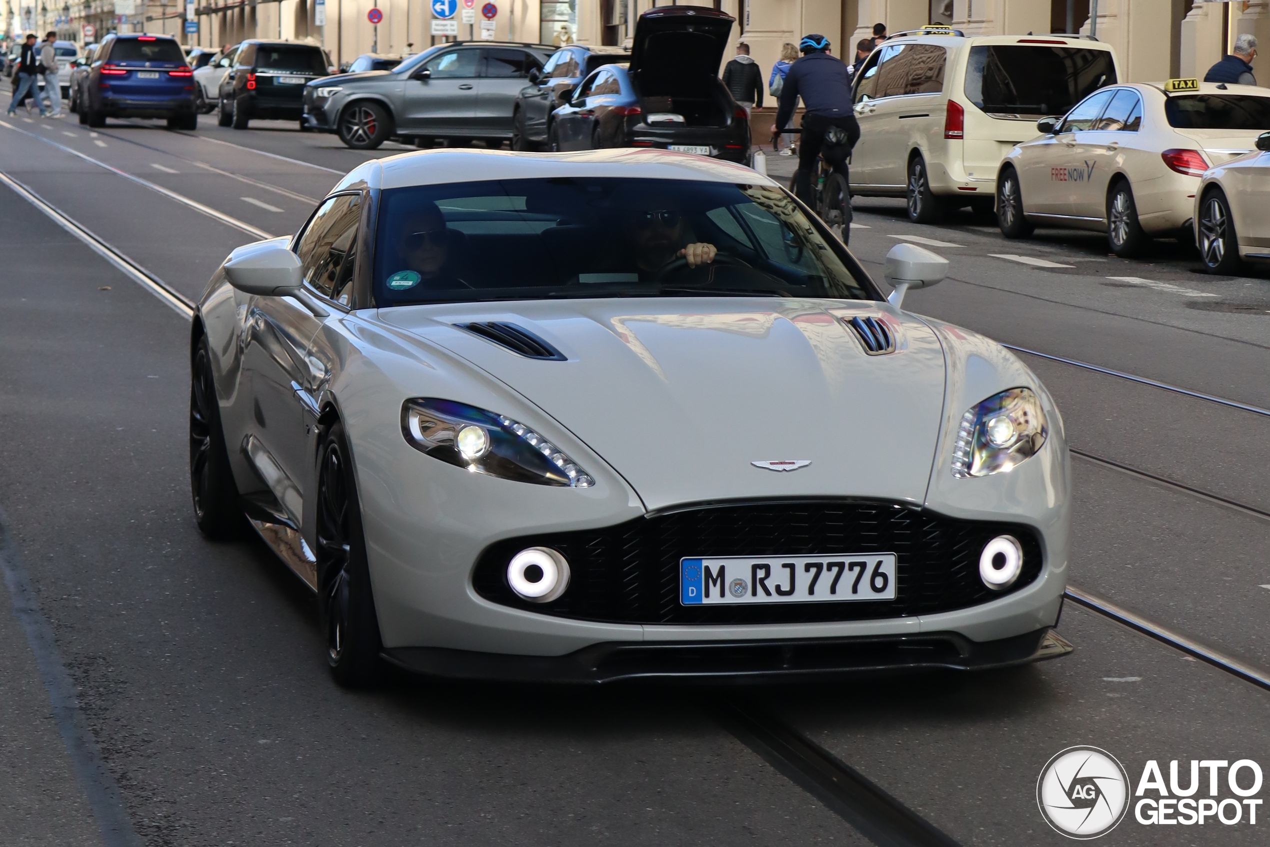 Aston Martin Vanquish Zagato