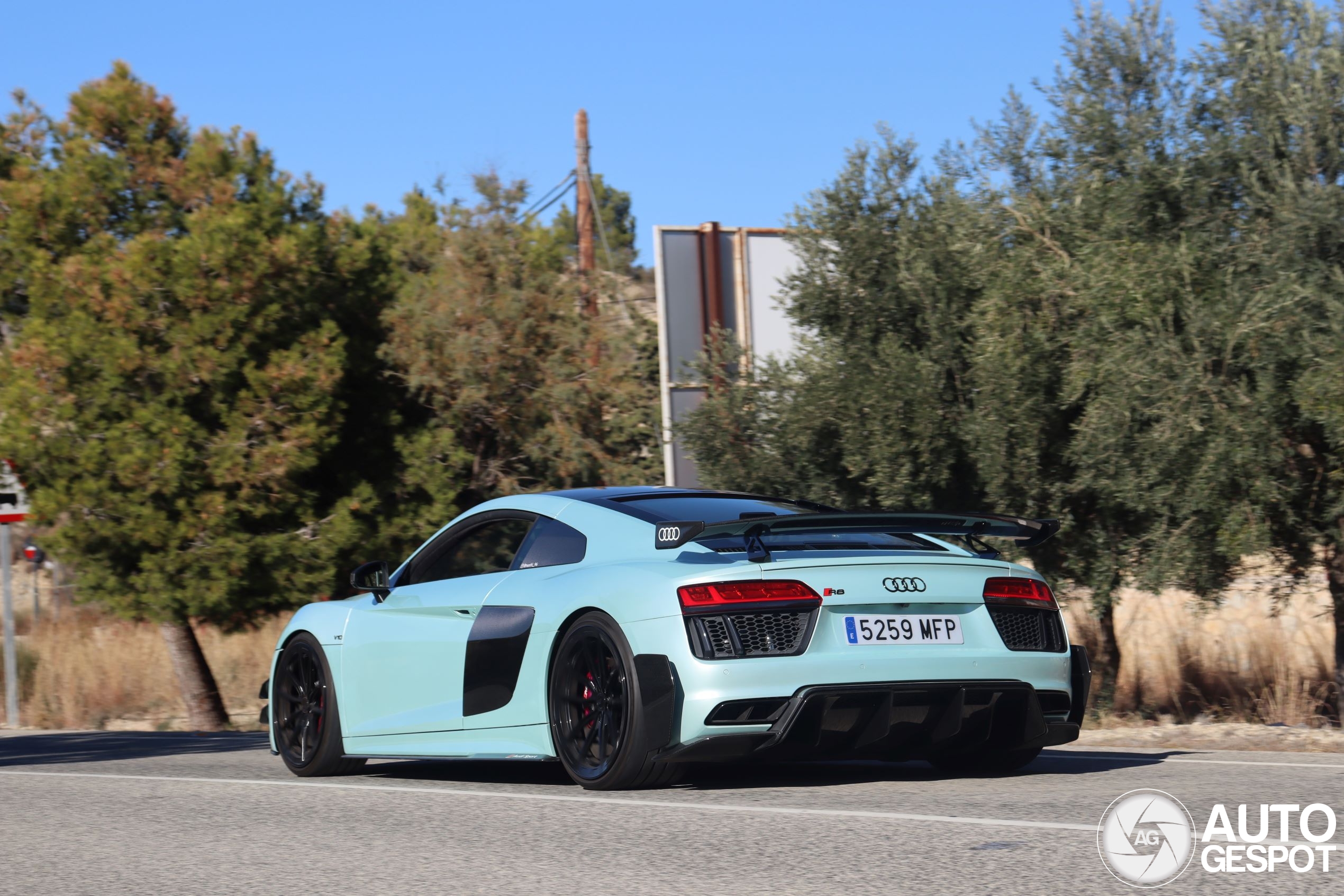 Audi R8 V10 Plus 2015