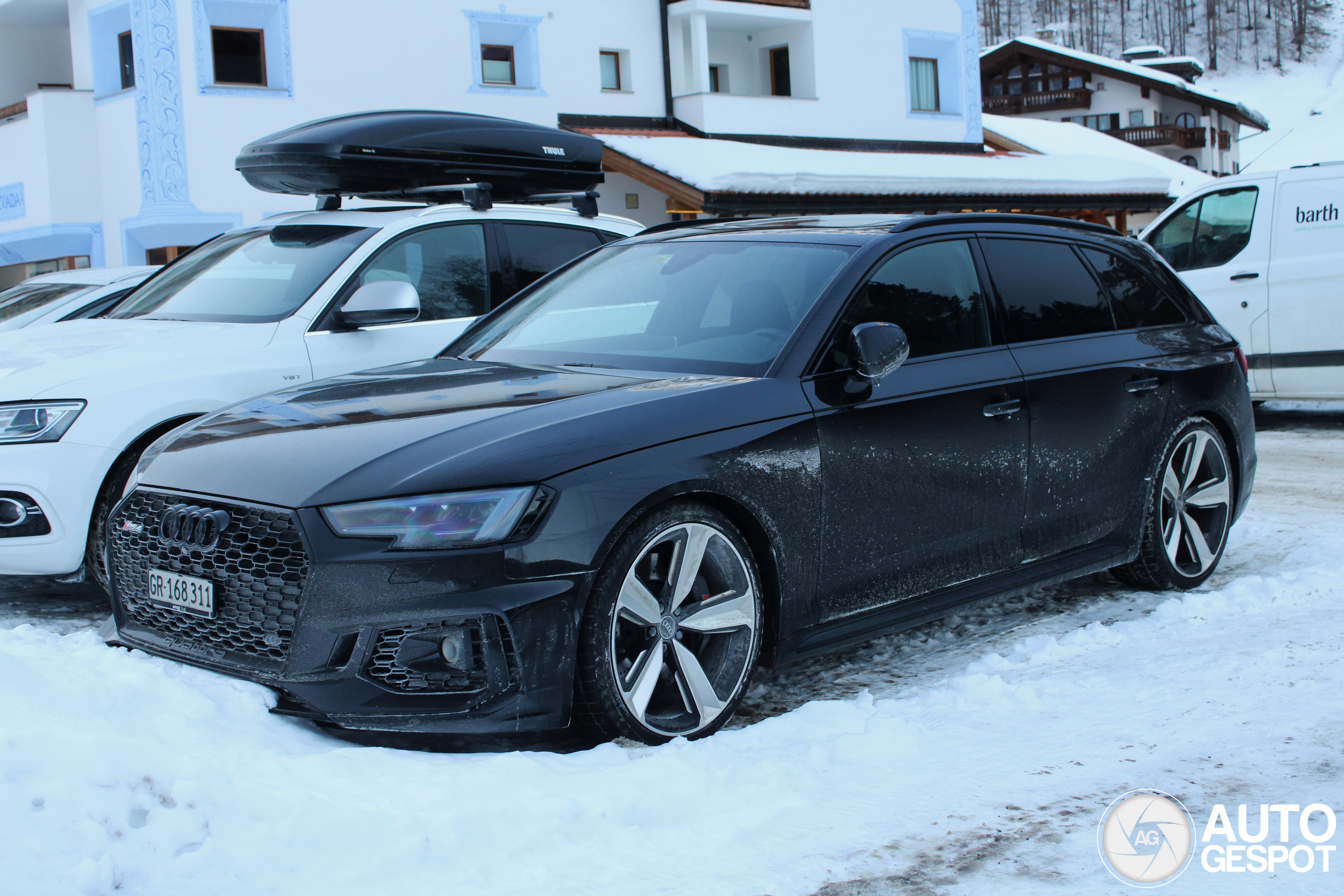 Audi RS4 Avant B9