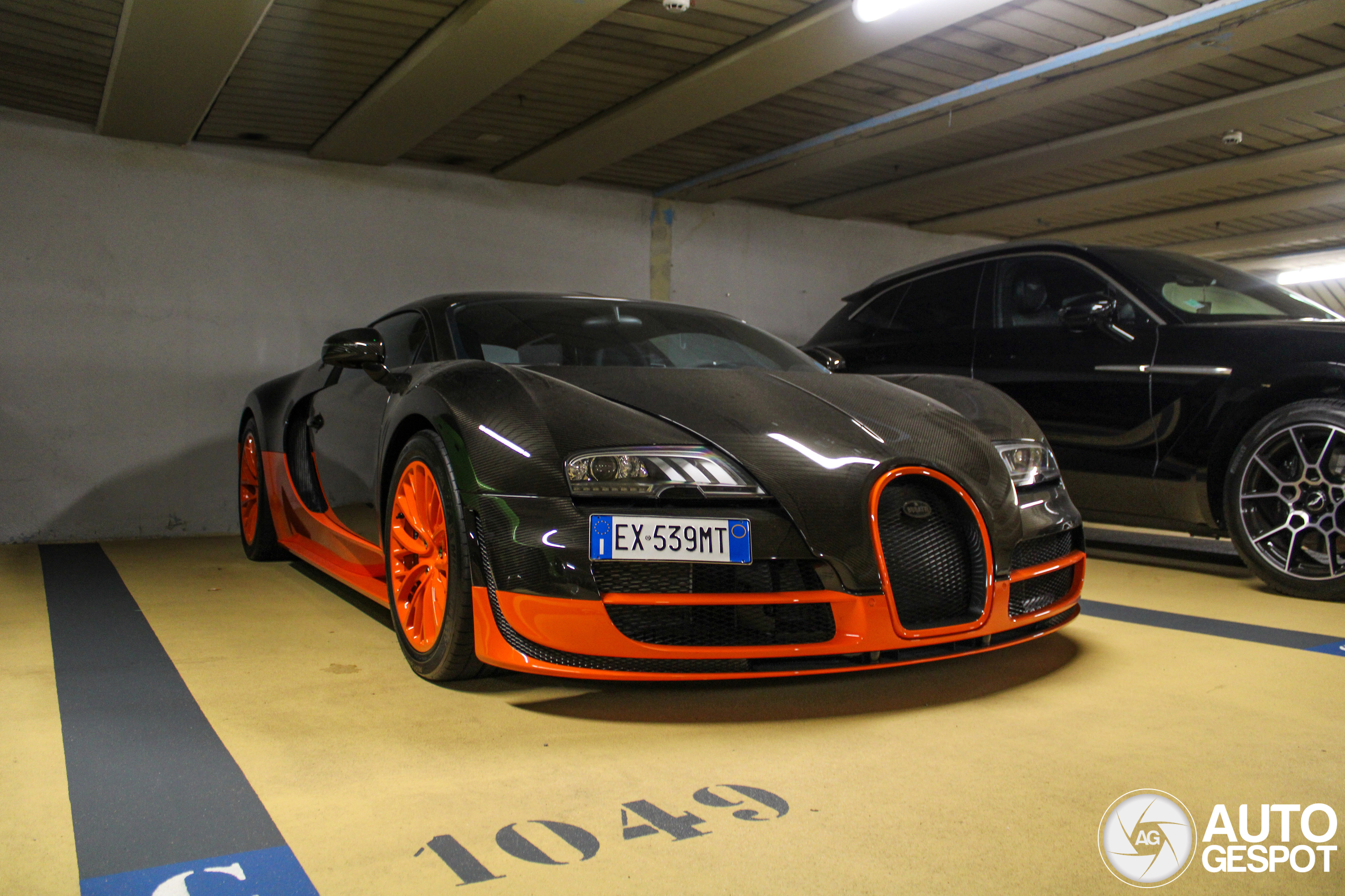 Bugatti Veyron 16.4 Super Sport L'Edition Spéciale Record du Monde