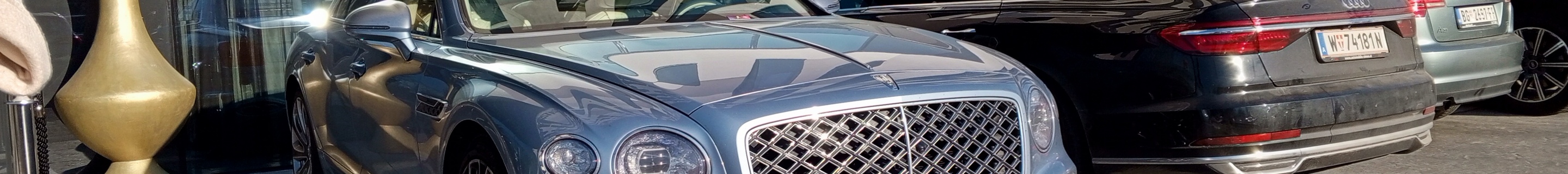 Bentley Flying Spur Hybrid Mulliner