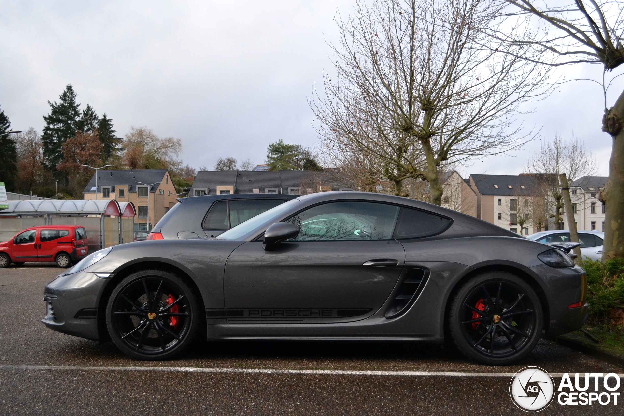 Porsche 718 Cayman S