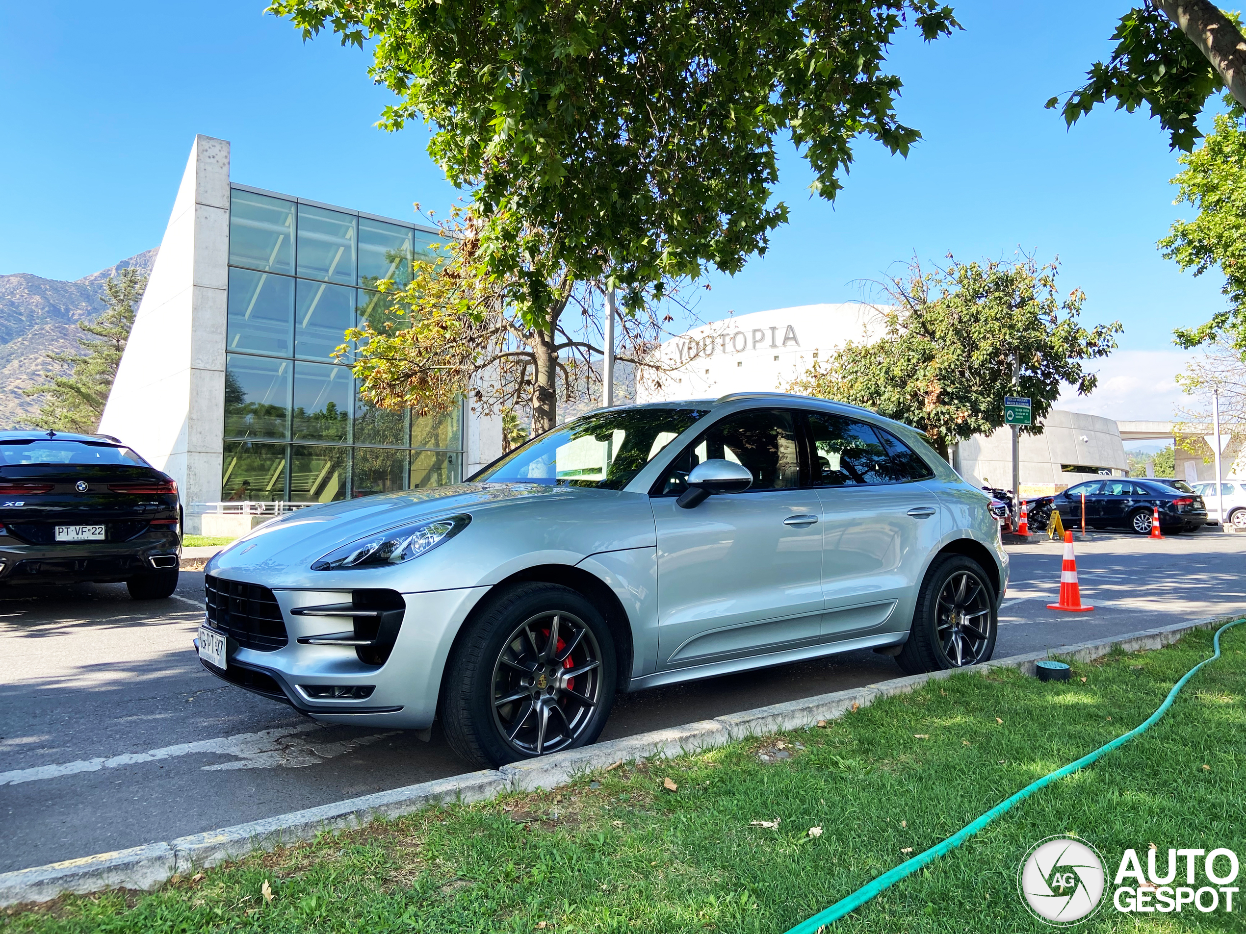 Porsche 95B Macan Turbo