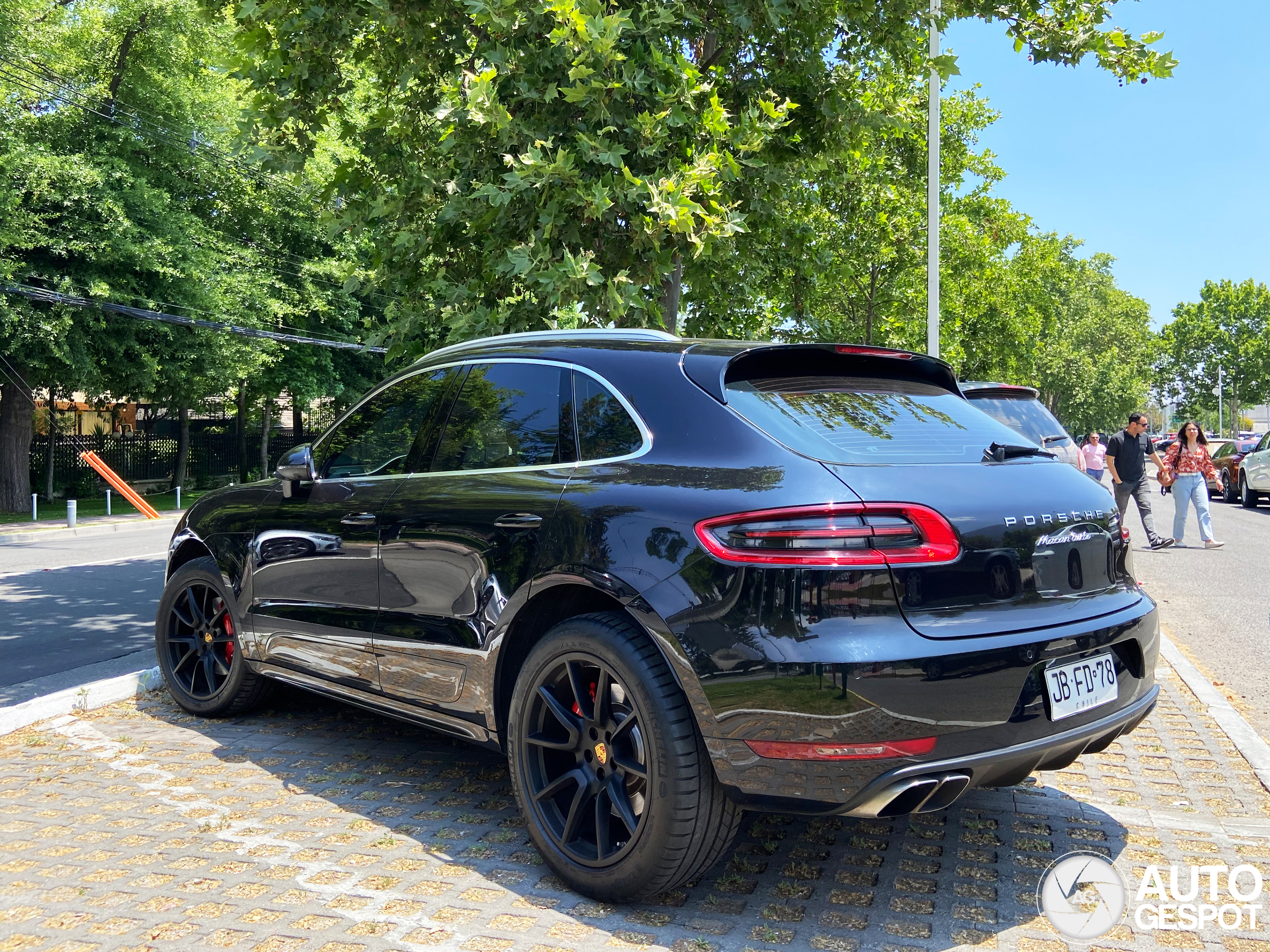 Porsche 95B Macan Turbo