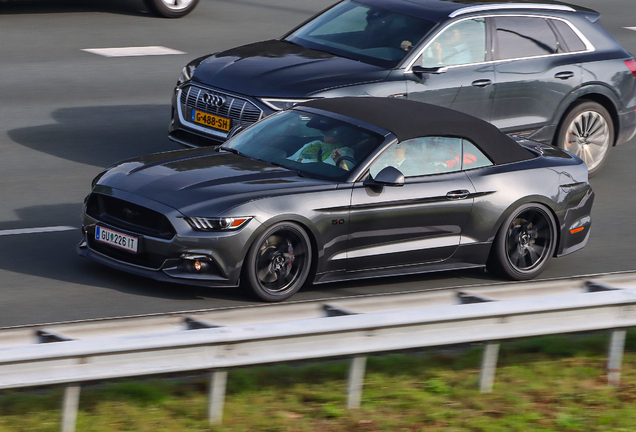 Ford Mustang GT Convertible 2015