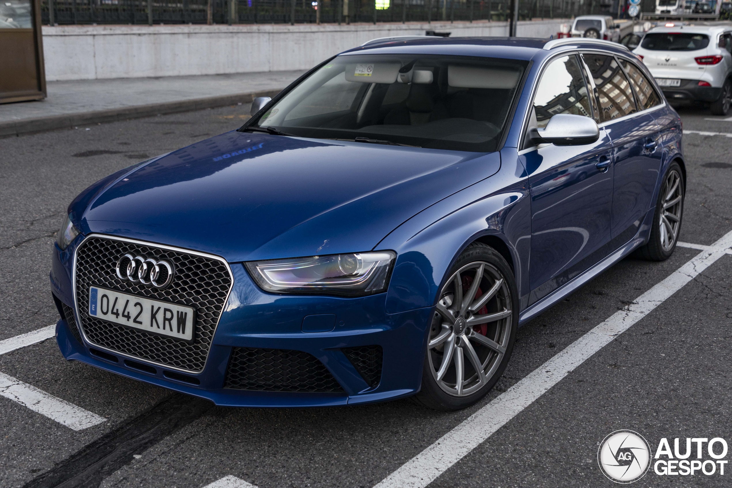 Audi RS4 Avant B8