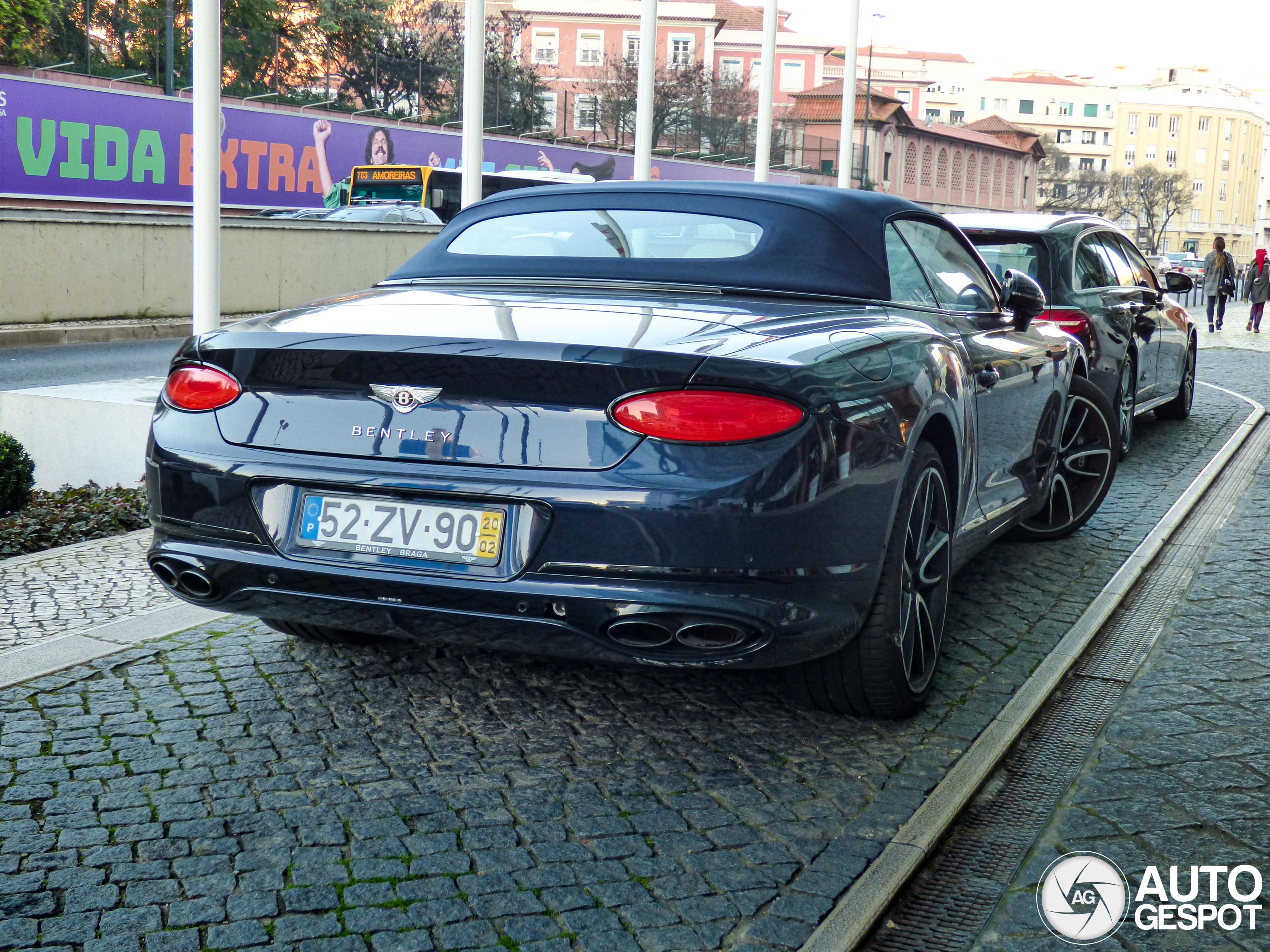 Bentley Continental GTC V8 2020