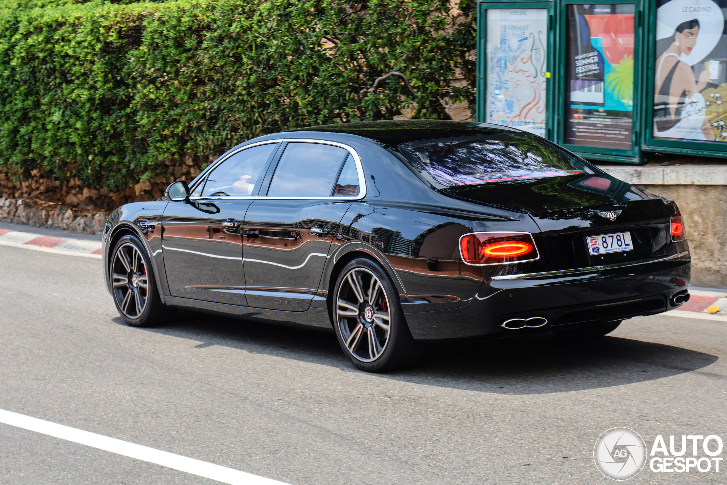 Bentley Flying Spur V8 S