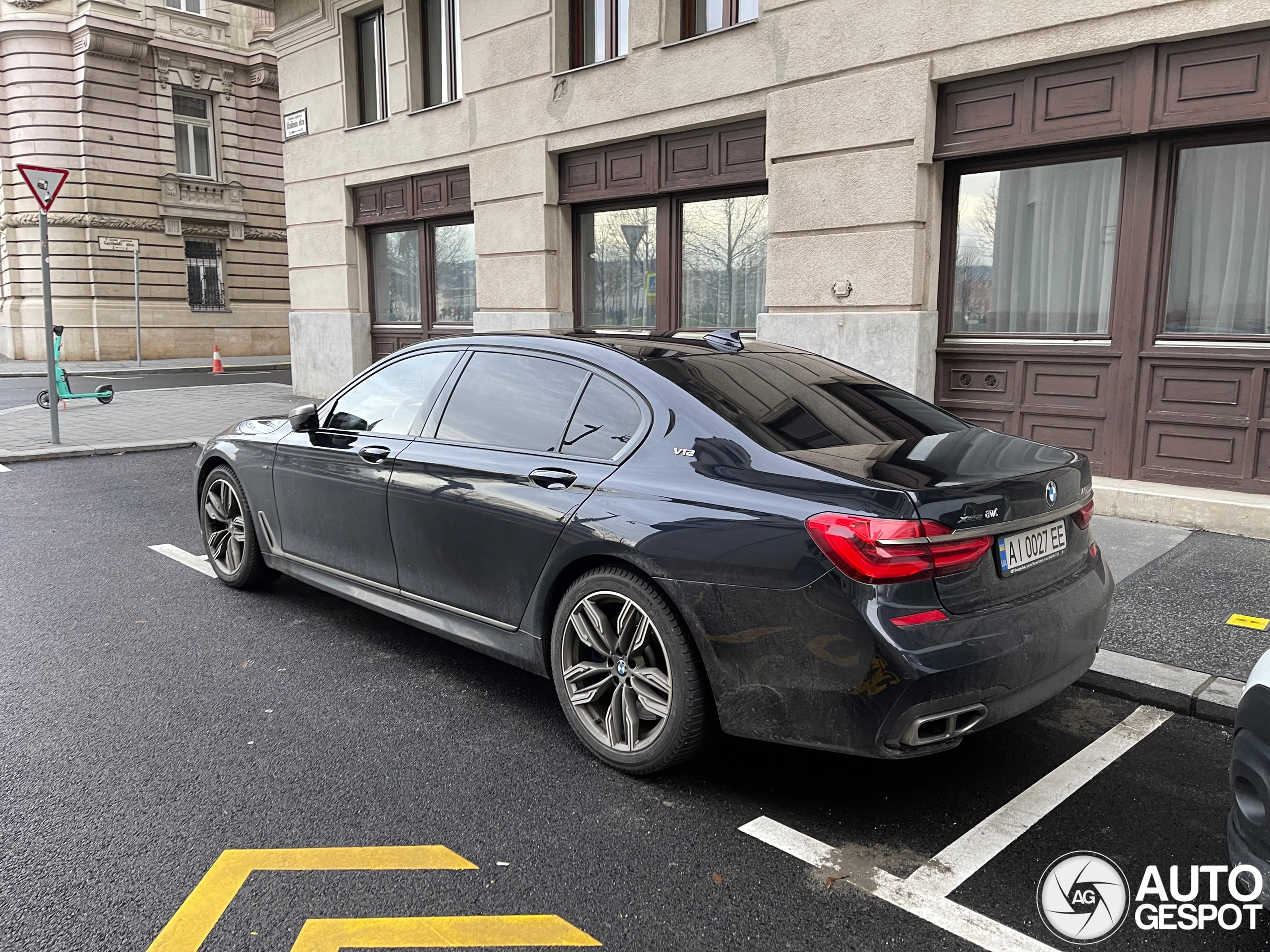 BMW M760Li xDrive