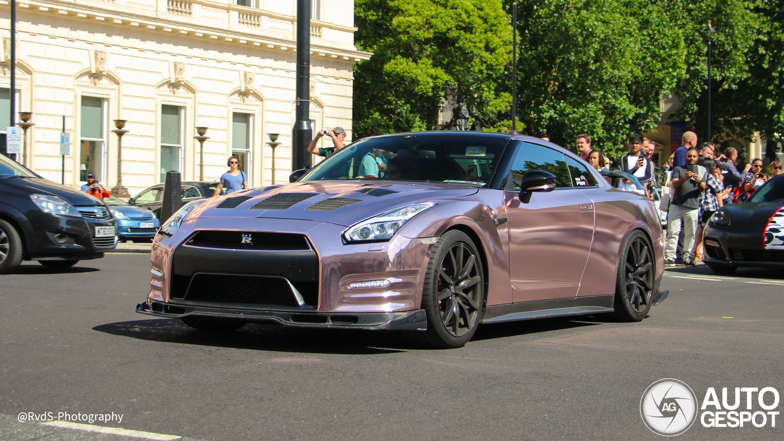 Nissan GT-R 2015