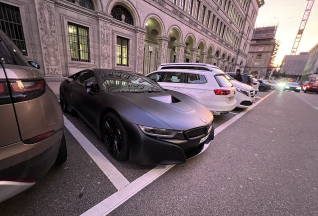 BMW i8 Protonic Frozen Black Edition DarwinPRO