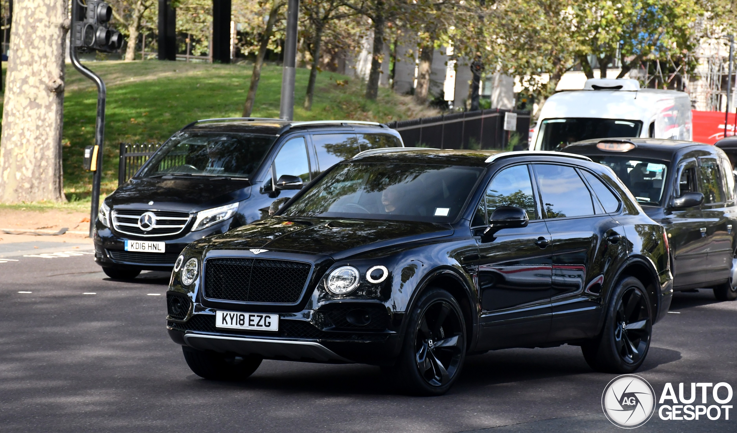 Bentley Bentayga Black Edition