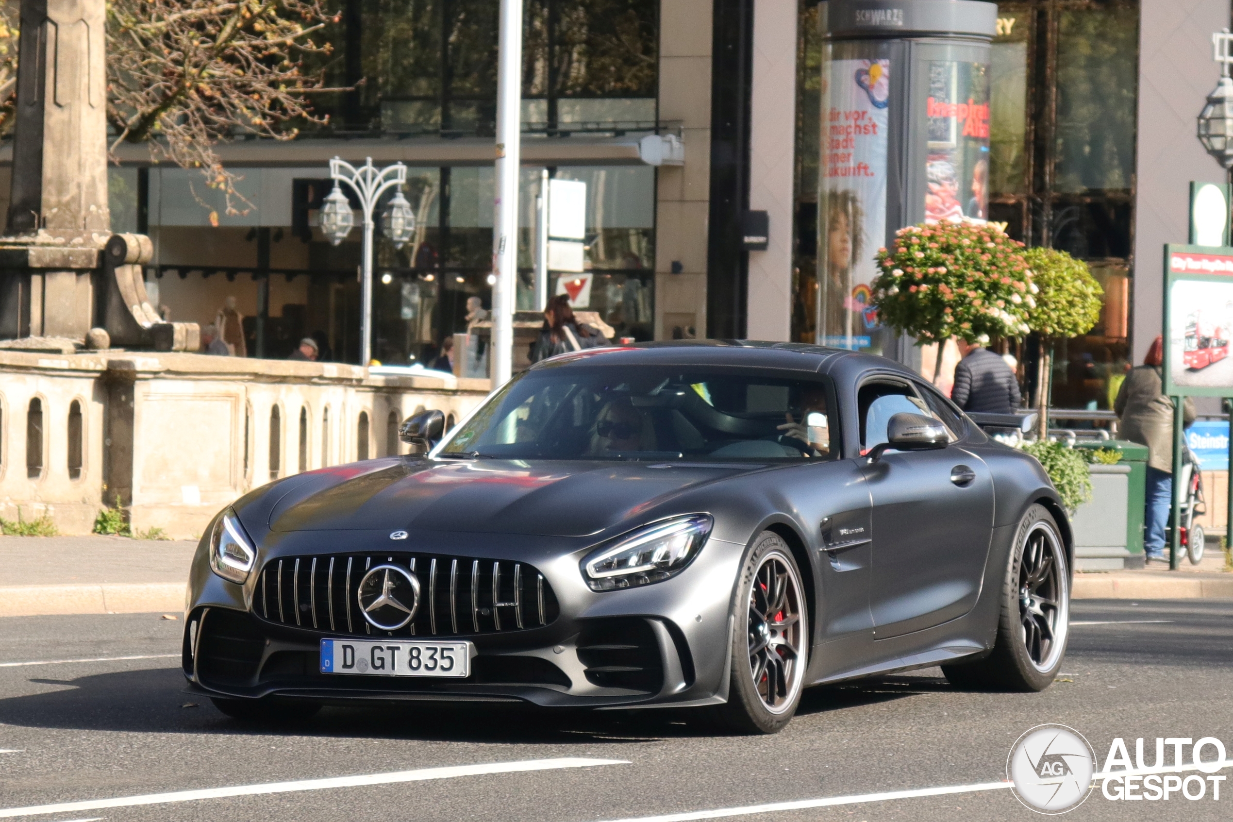 Mercedes-AMG GT R C190 2019