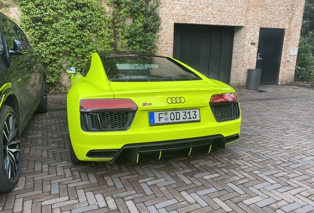 Audi R8 V10 2015