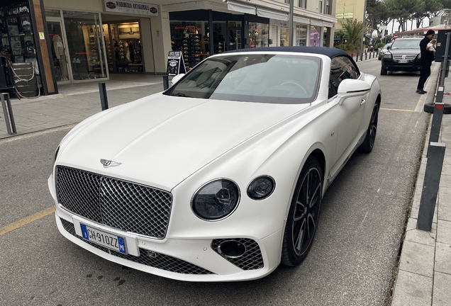 Bentley Continental GTC V8 2020