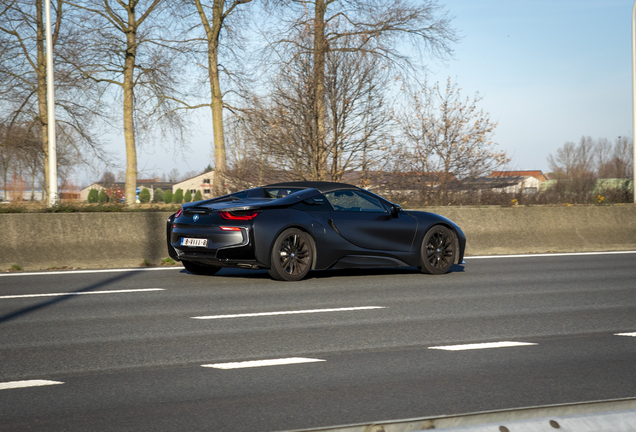 BMW i8 Roadster