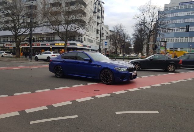 BMW M5 F90