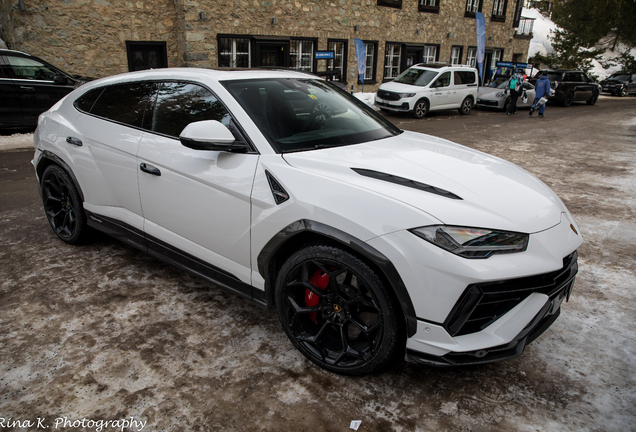 Lamborghini Urus Performante