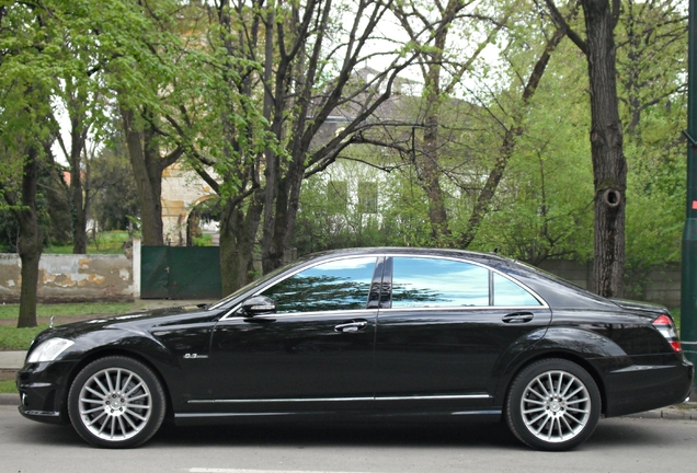 Mercedes-Benz S 63 AMG W221