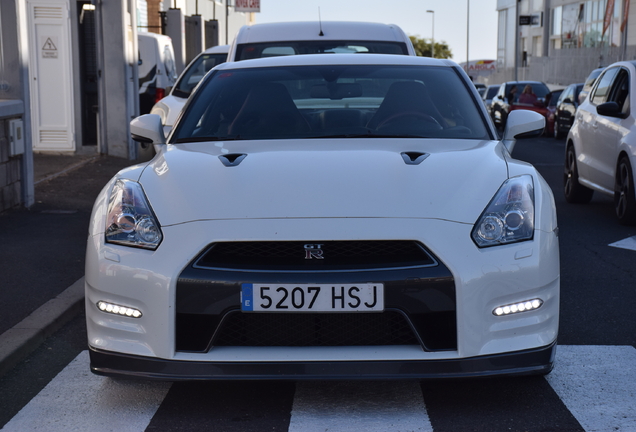 Nissan GT-R 2013