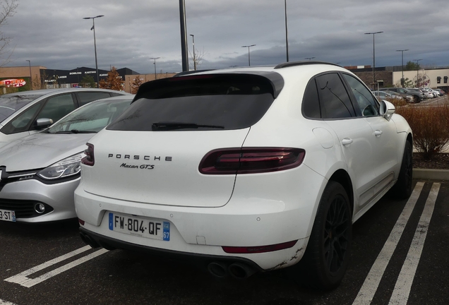 Porsche 95B Macan GTS