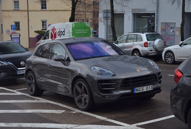 Porsche 95B Macan Turbo