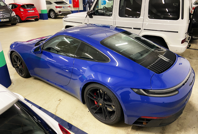 Porsche 992 Carrera GTS