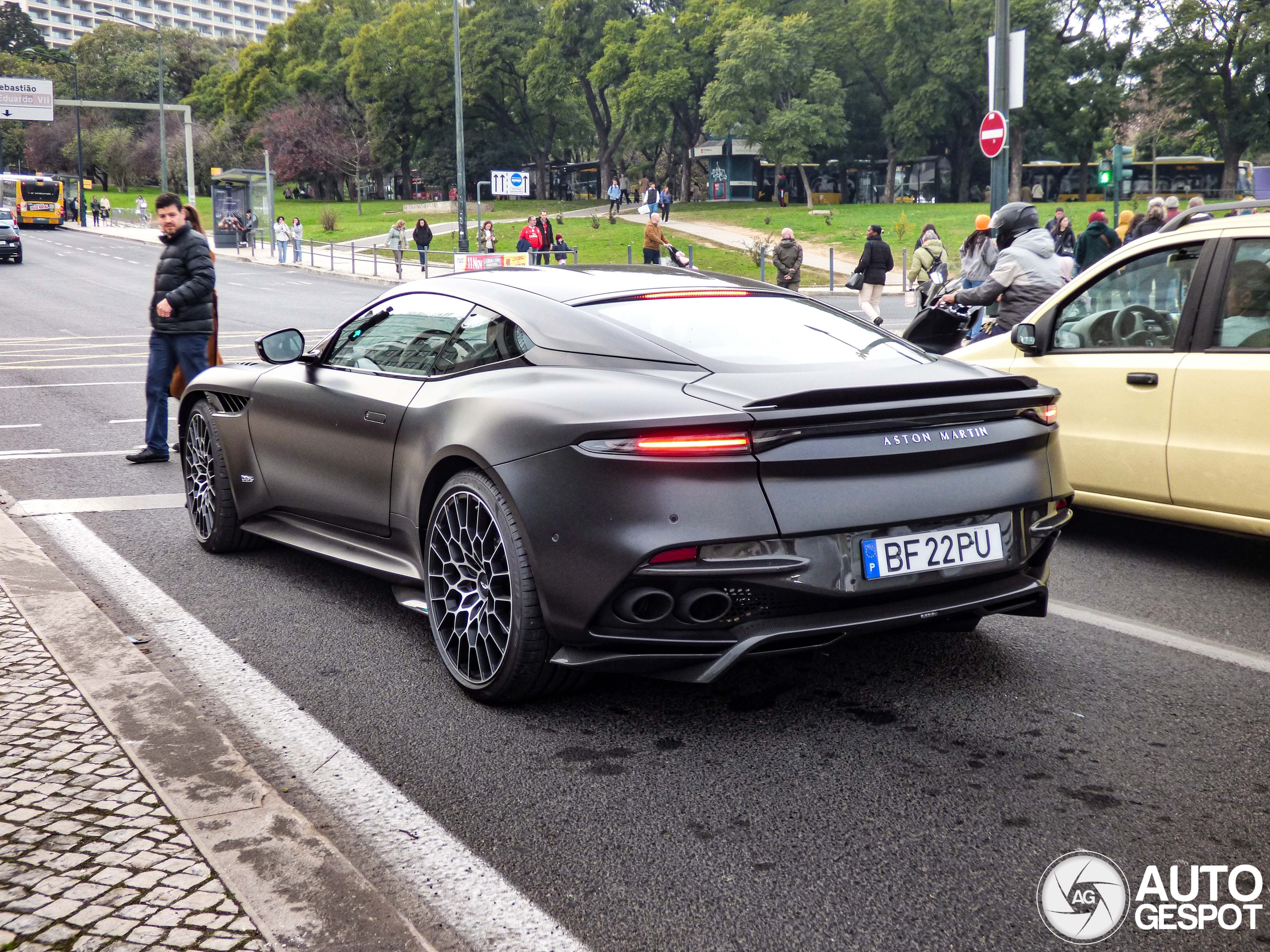 Aston Martin DBS 770 Ultimate