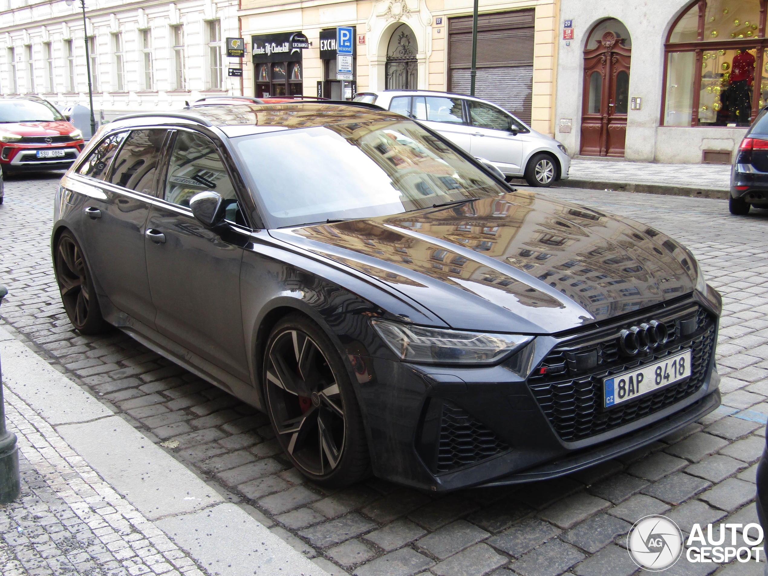 Audi RS6 Avant C8