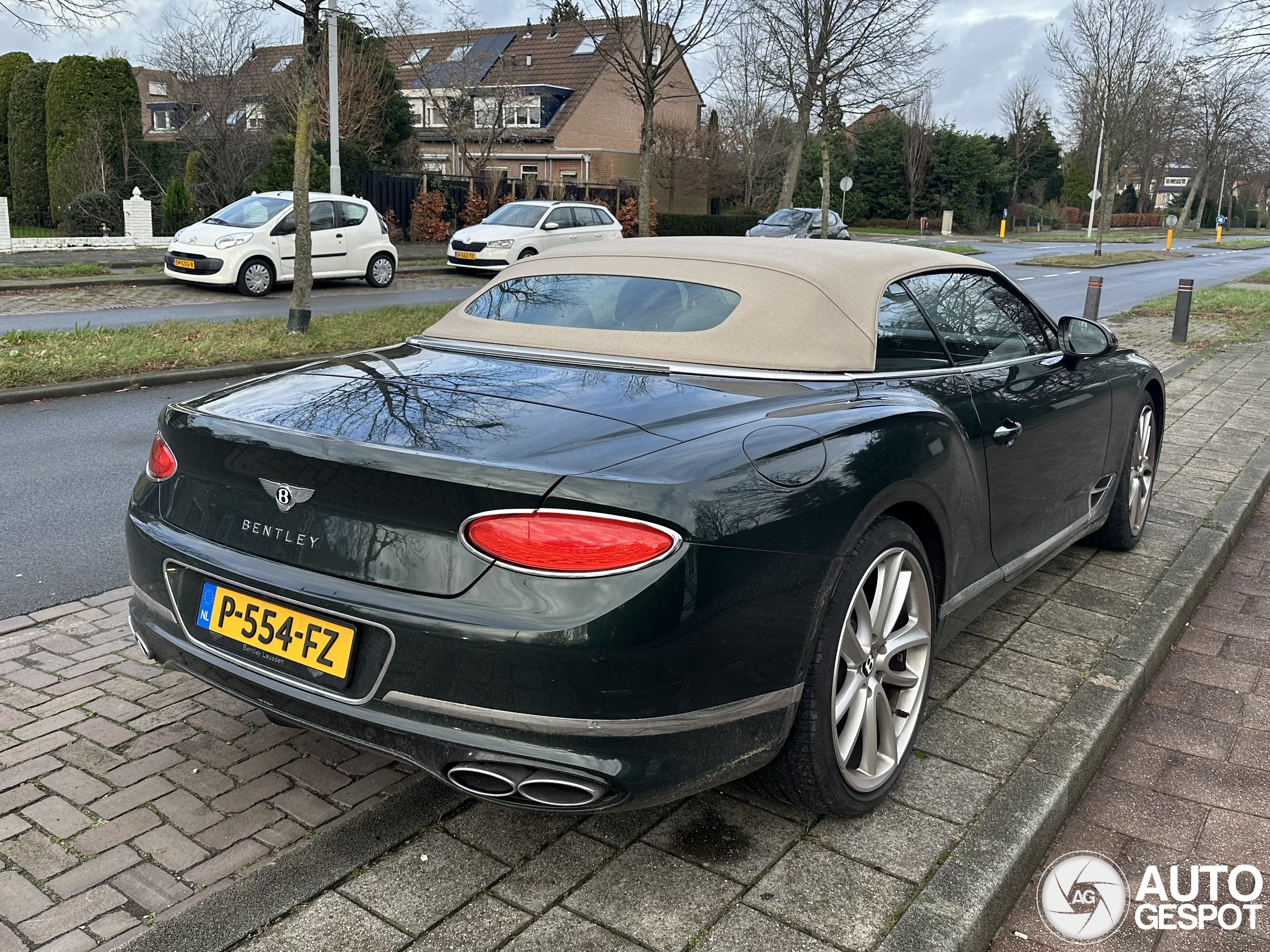 Bentley Continental GTC V8 2020