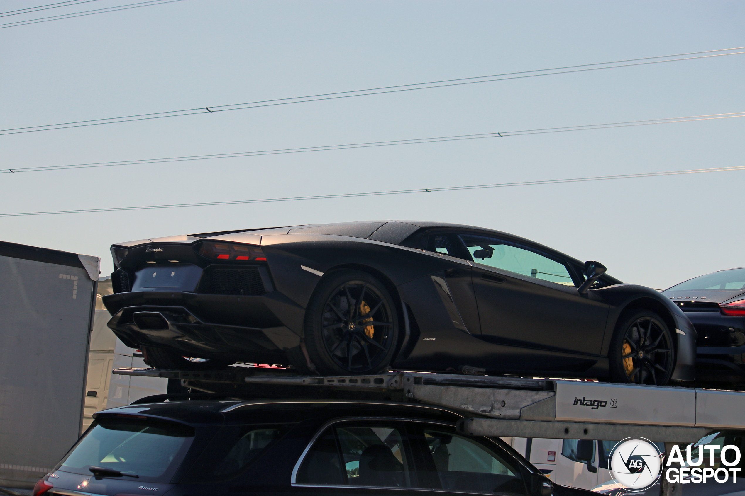 Lamborghini Aventador LP700-4