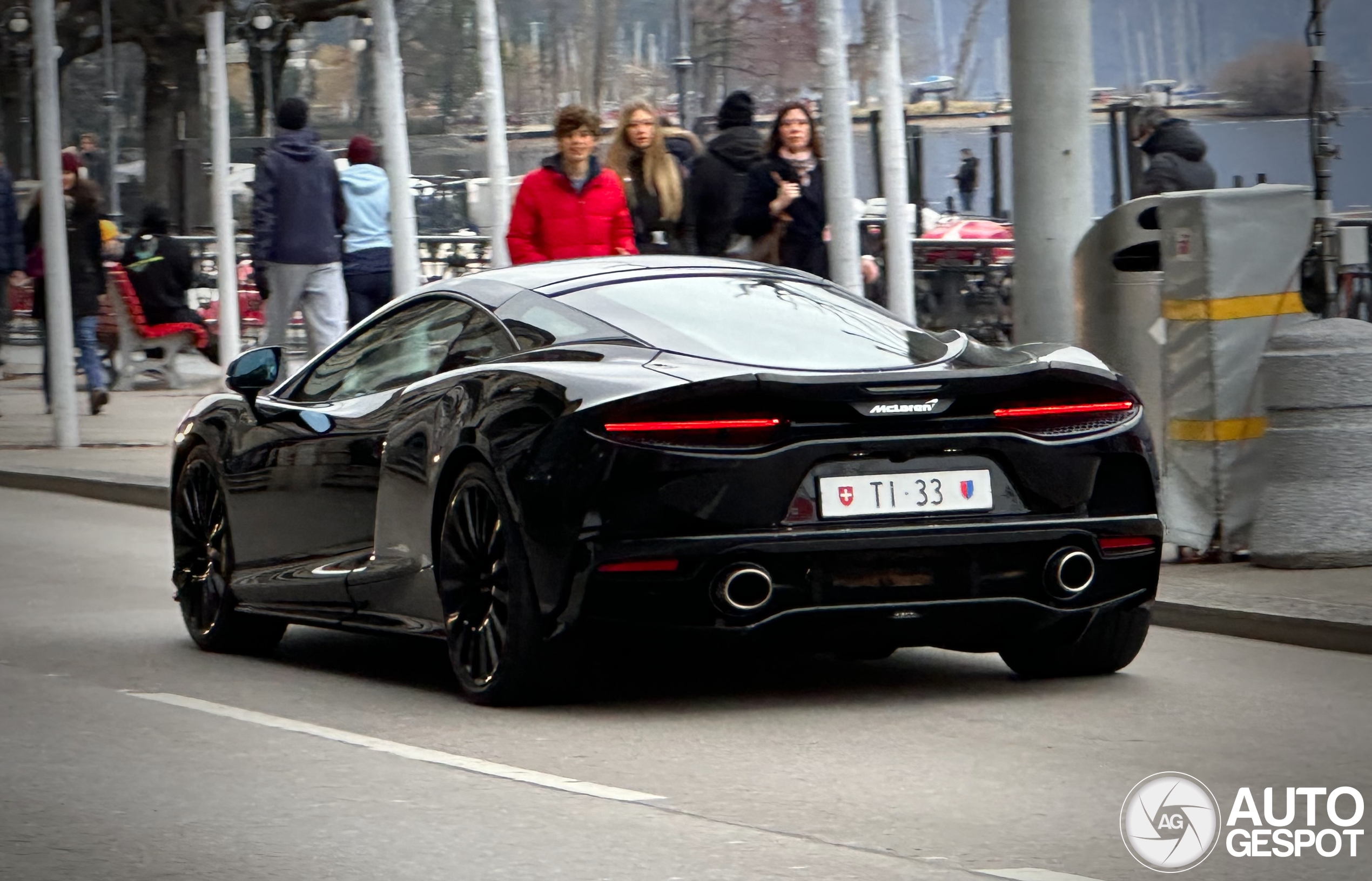 McLaren GT