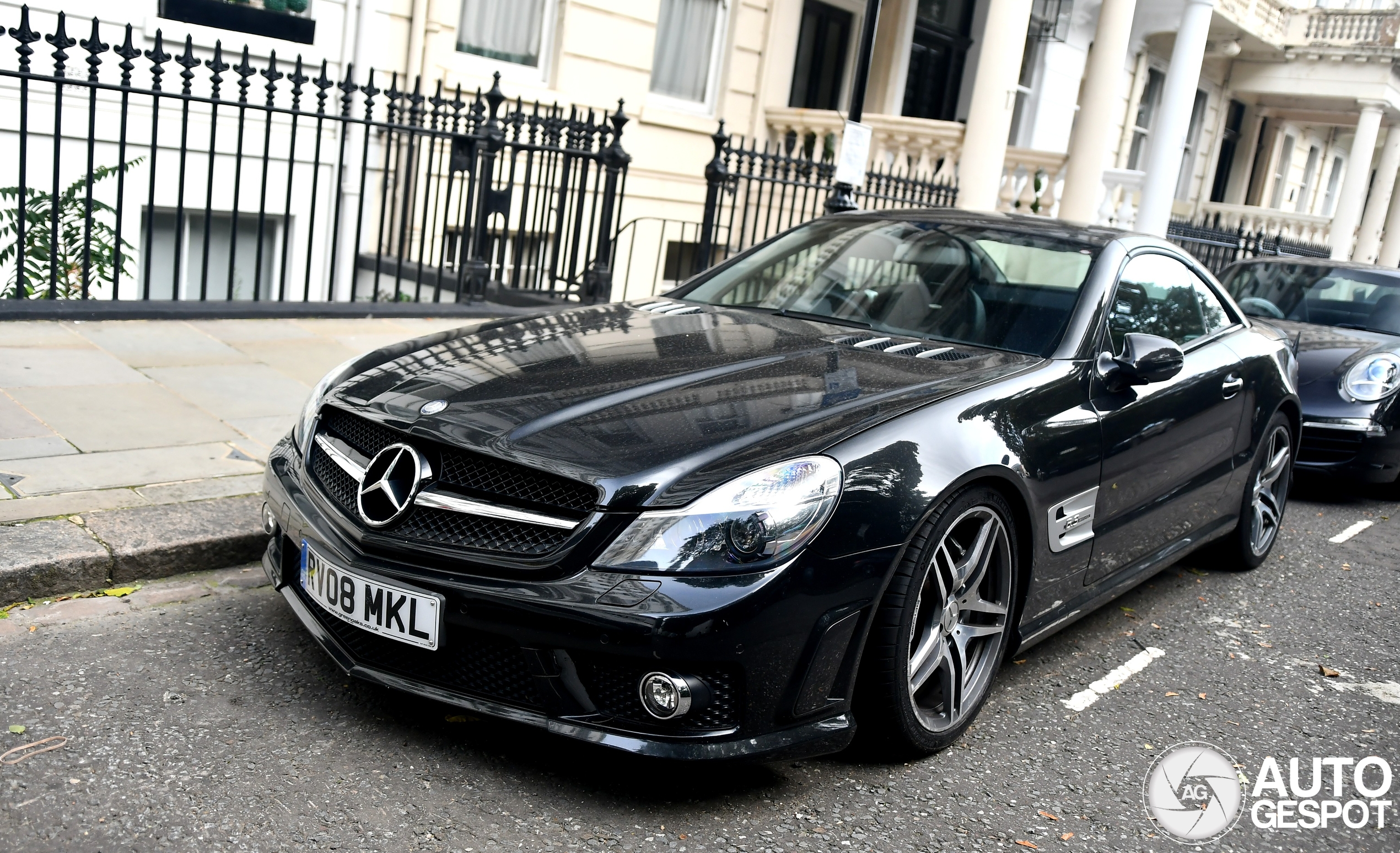 Mercedes-Benz SL 63 AMG