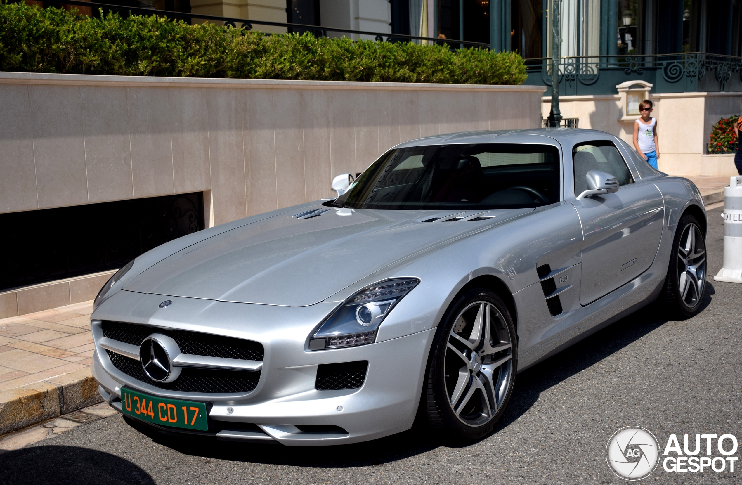 Mercedes-Benz SLS AMG