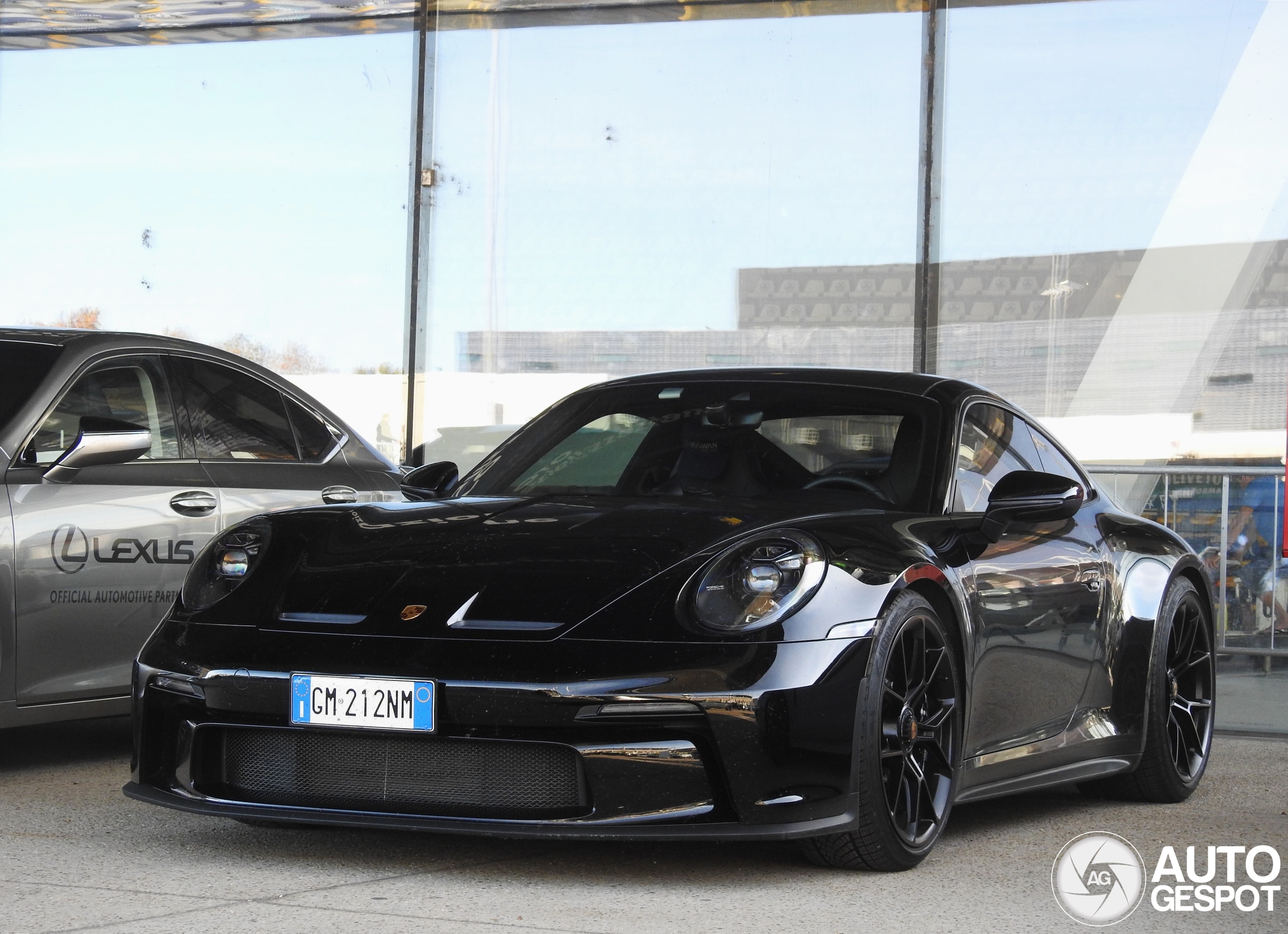 Porsche 992 GT3 Touring