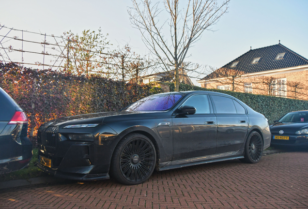 BMW M760e xDrive