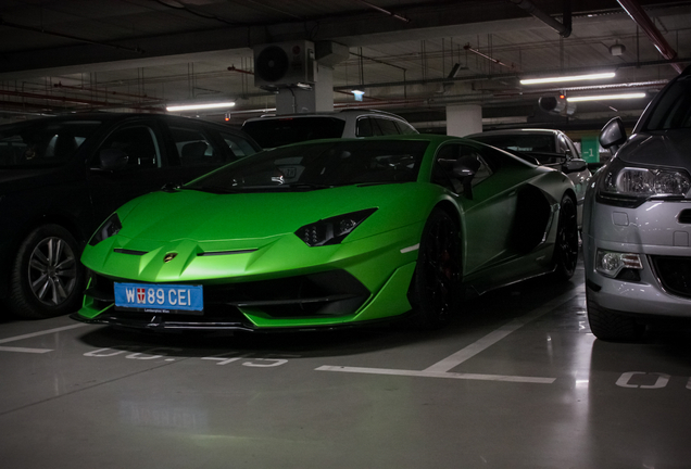 Lamborghini Aventador LP770-4 SVJ