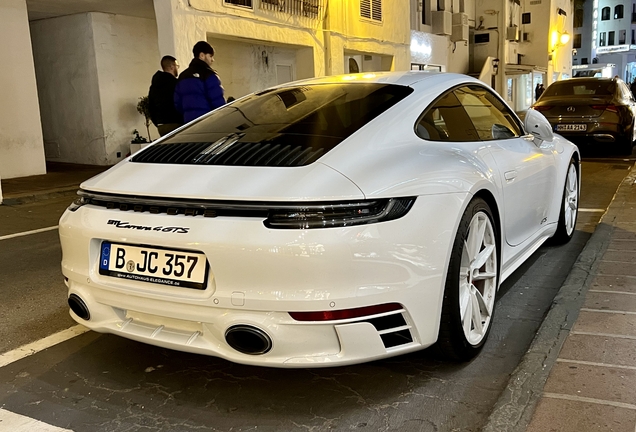 Porsche 992 Carrera 4 GTS