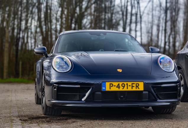 Porsche 992 Carrera 4S