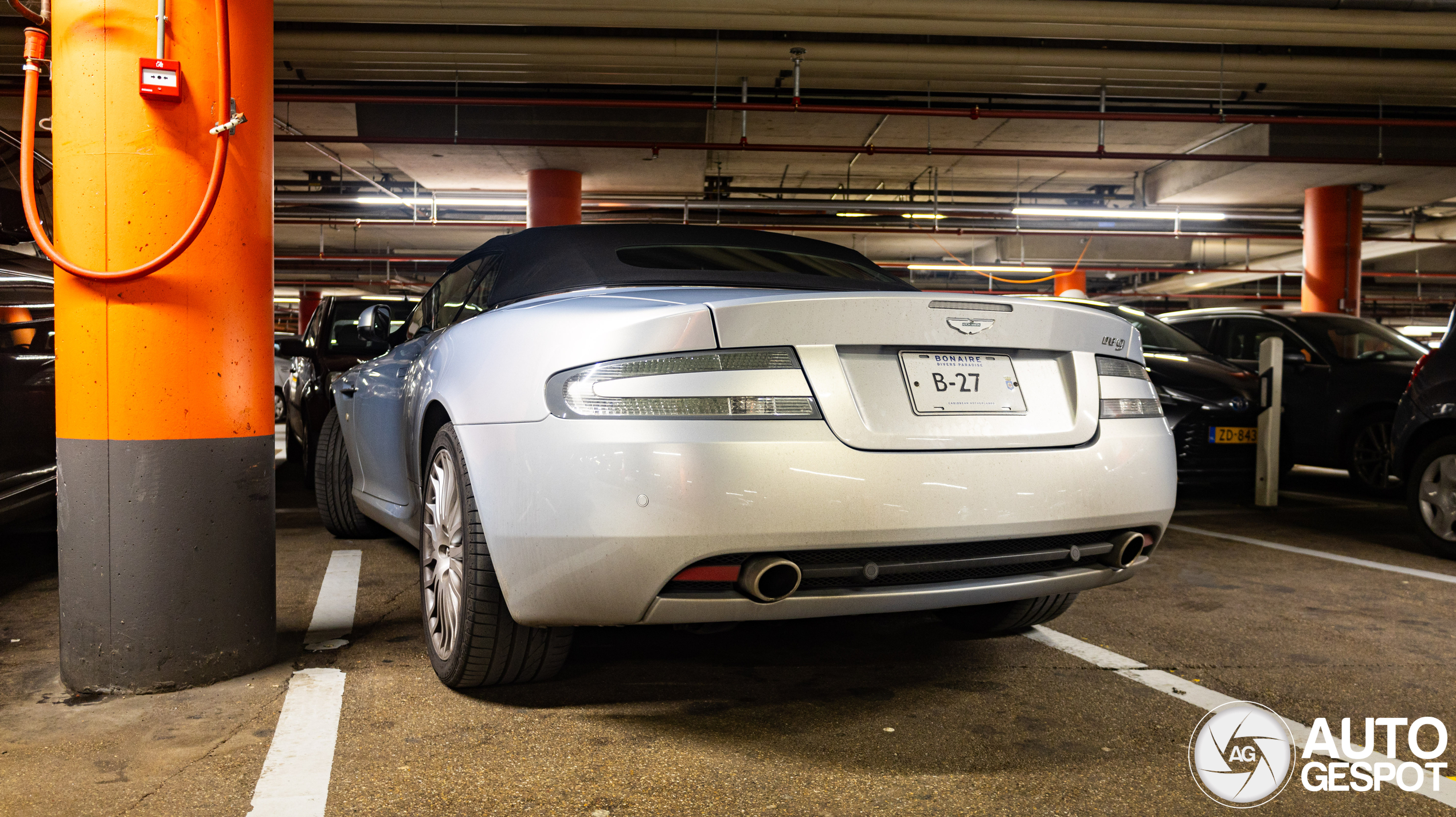 Aston Martin DB9 Volante 2010