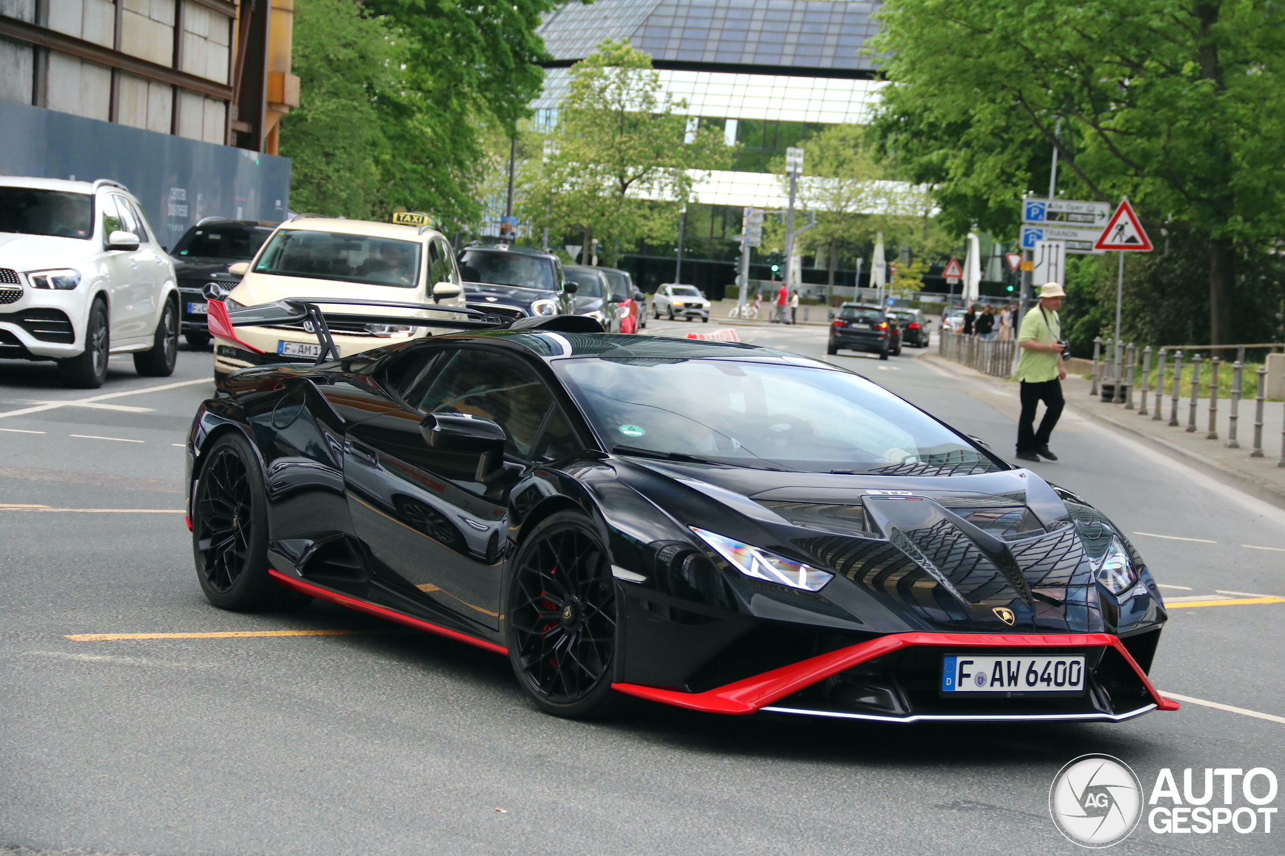 Lamborghini Huracán LP640-2 STO