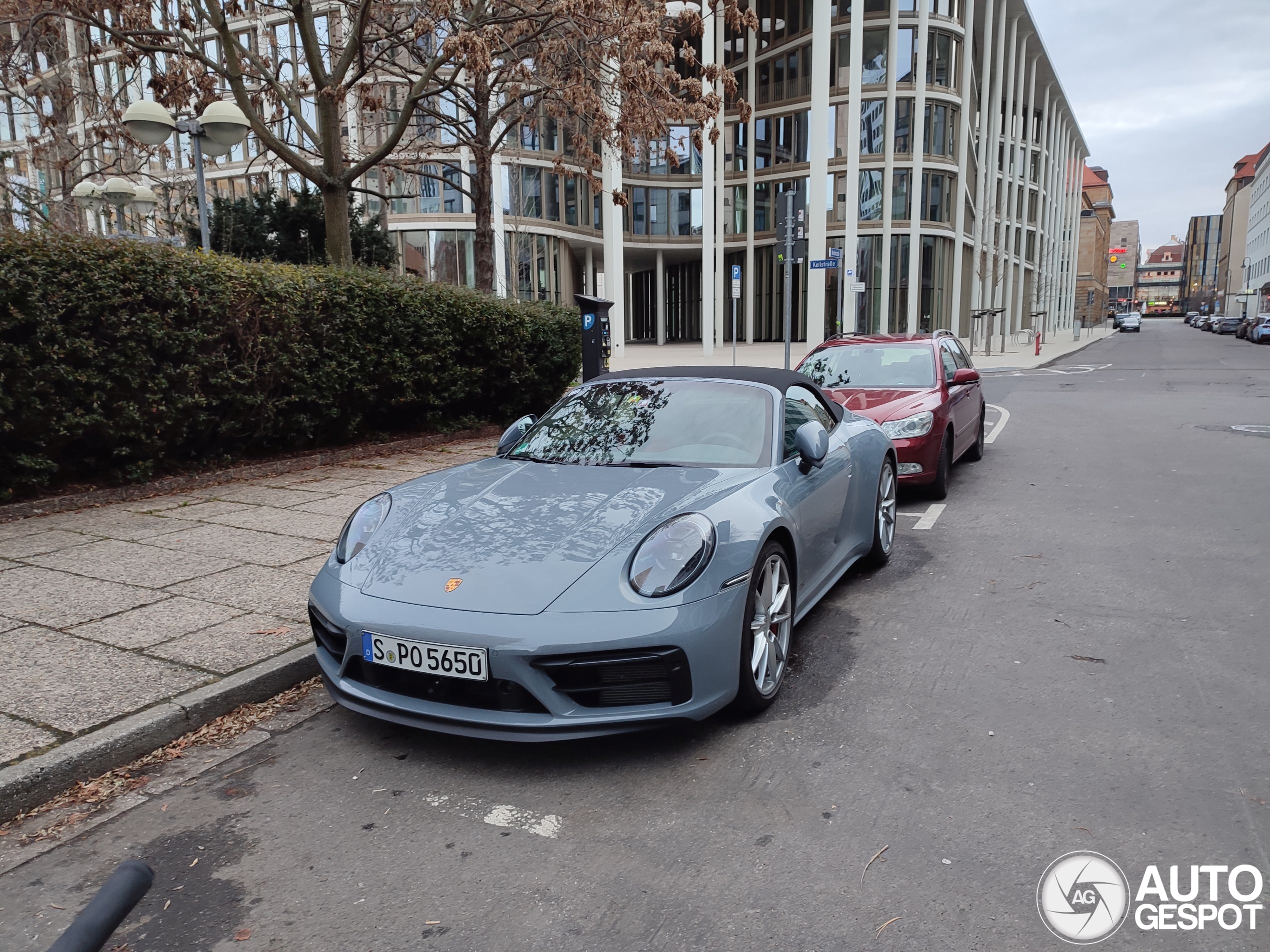 Porsche 992 Carrera 4 GTS Cabriolet