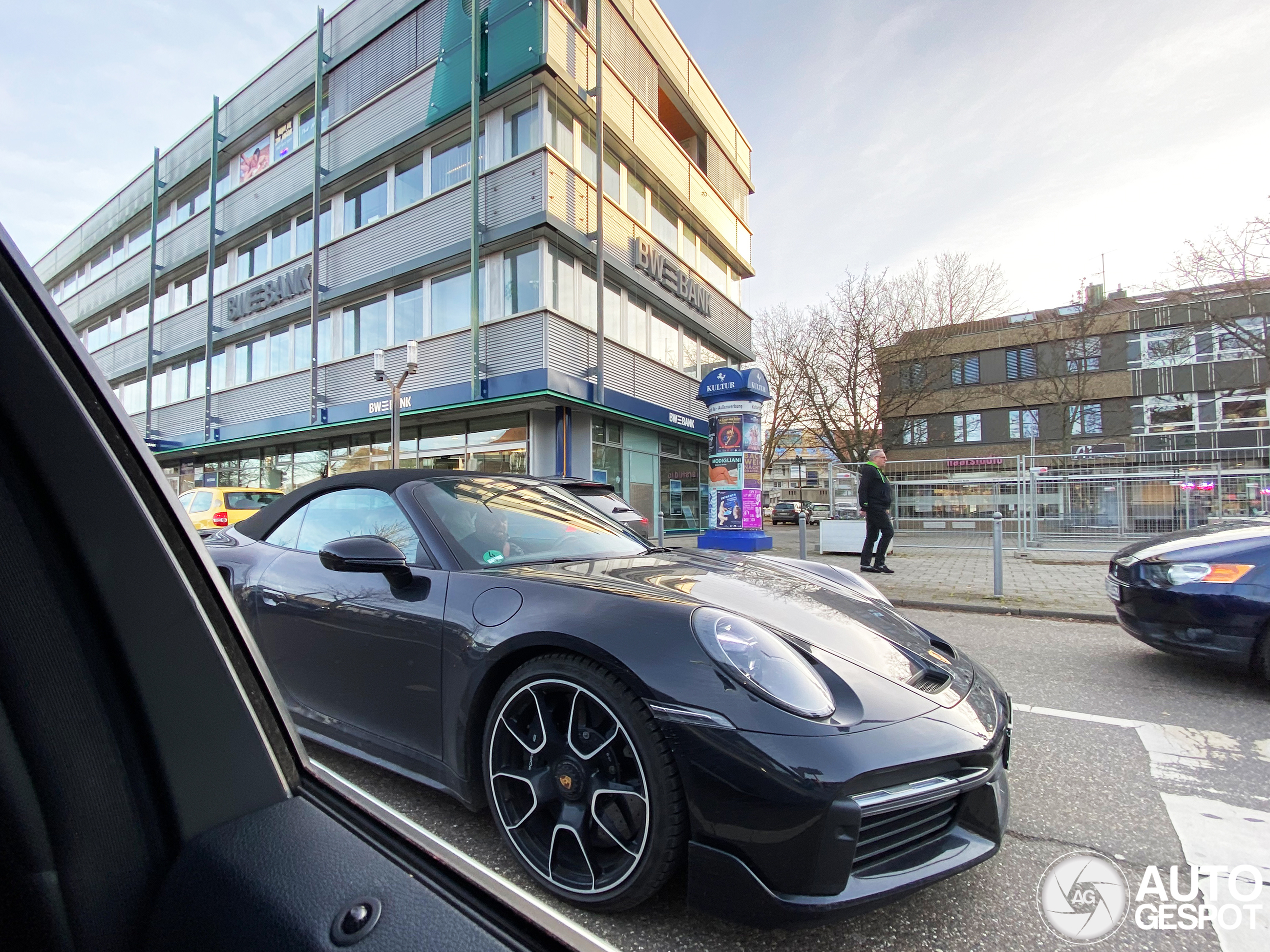 Porsche 992 Turbo S Cabriolet