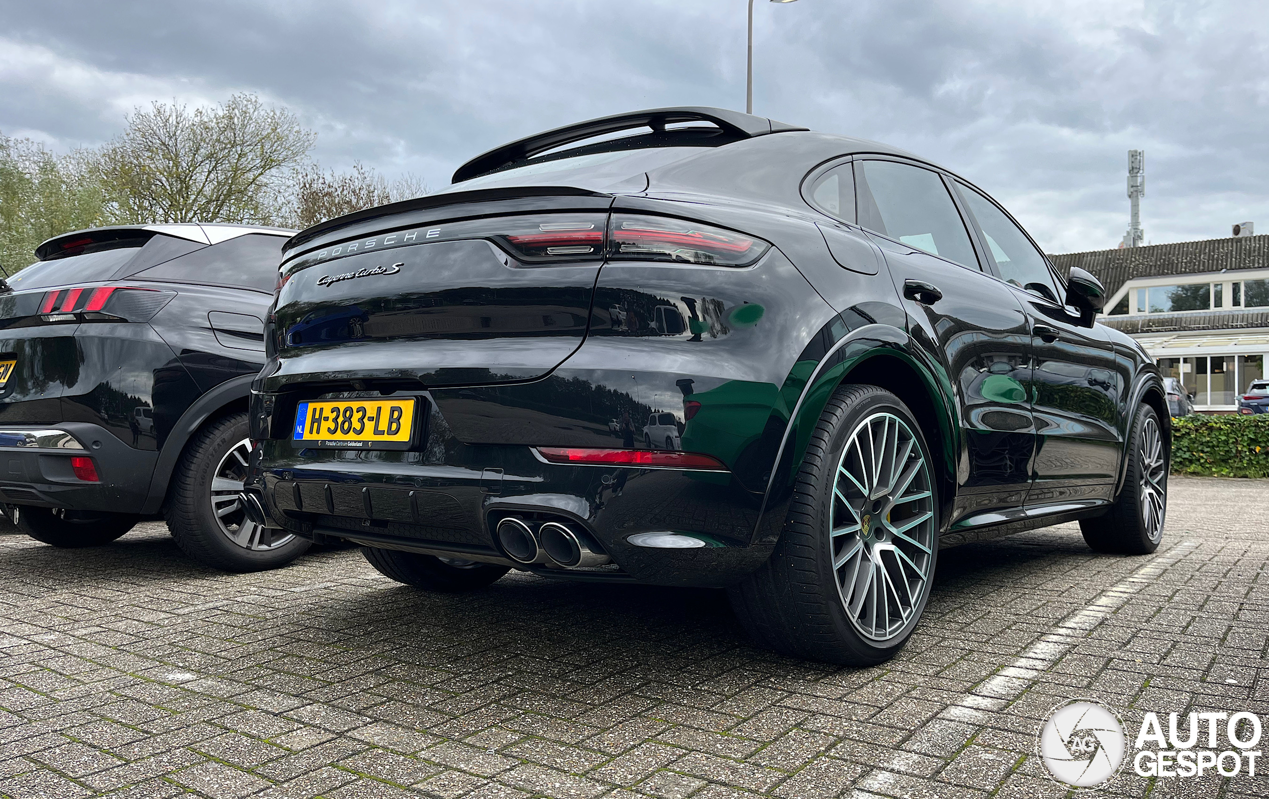 Porsche Cayenne Coupé Turbo S E-Hybrid