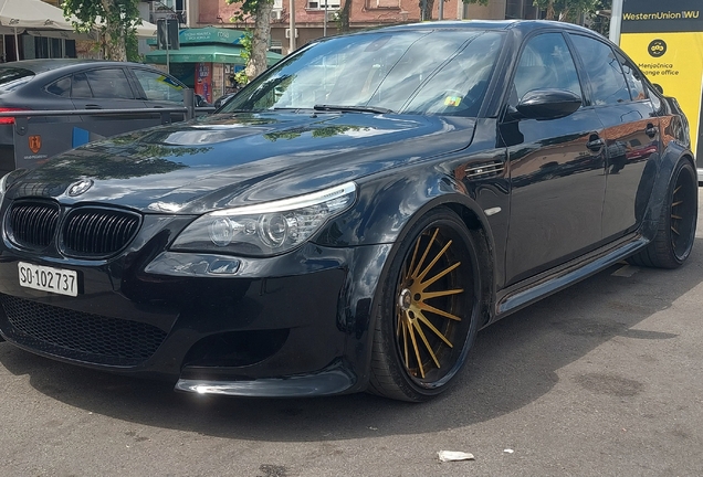 BMW M5 E60 2005 Prior Design Widebody