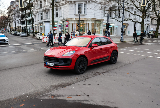 Porsche 95B Macan GTS MkIII