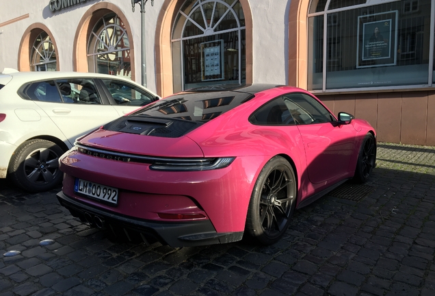 Porsche 992 GT3 Touring